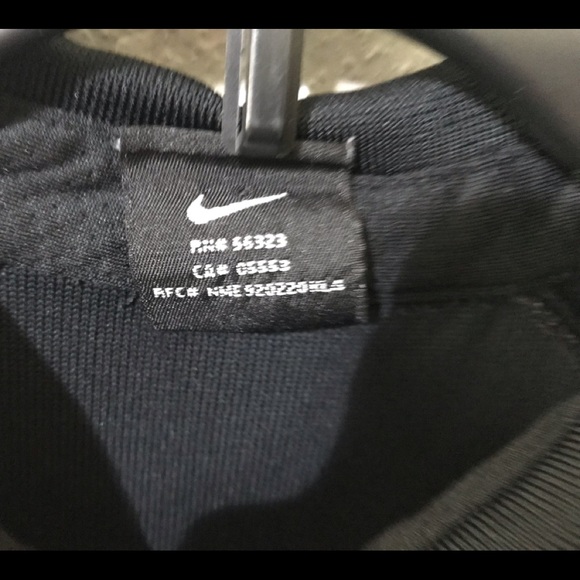 Nike team Dri-Fit men’s Long Sleeve pullover top active wear size large - Picture 9 of 9